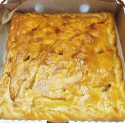 Пирог с курицей и картофелем 1кг (слоёное тесто)