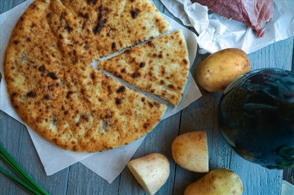 Пирог картофель и грибы