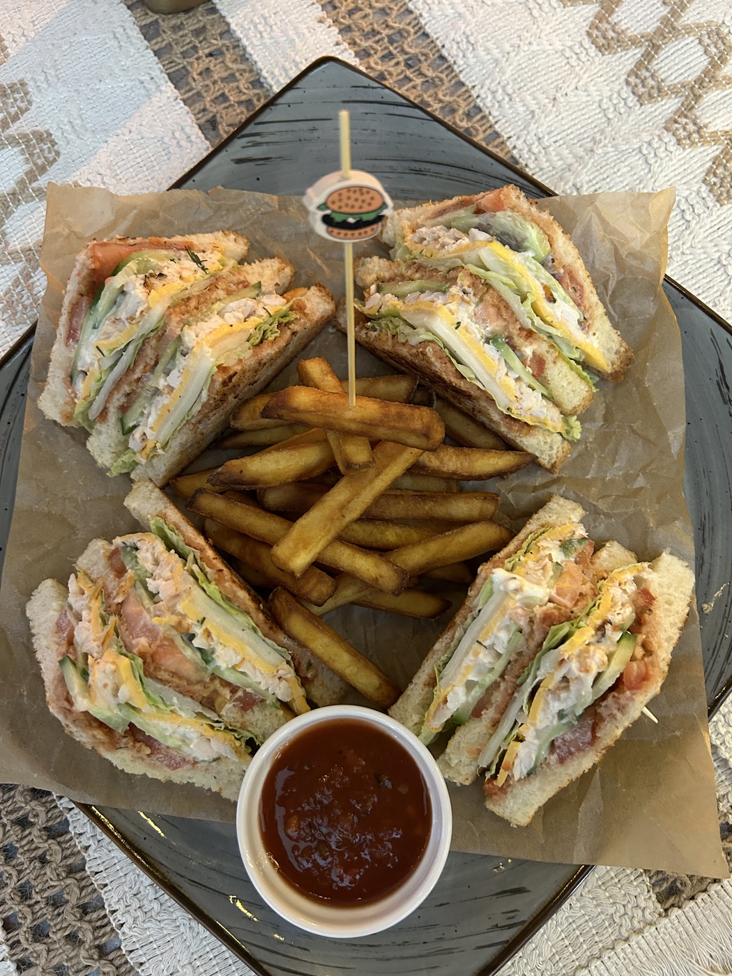 Сэндвич с картофелем фри