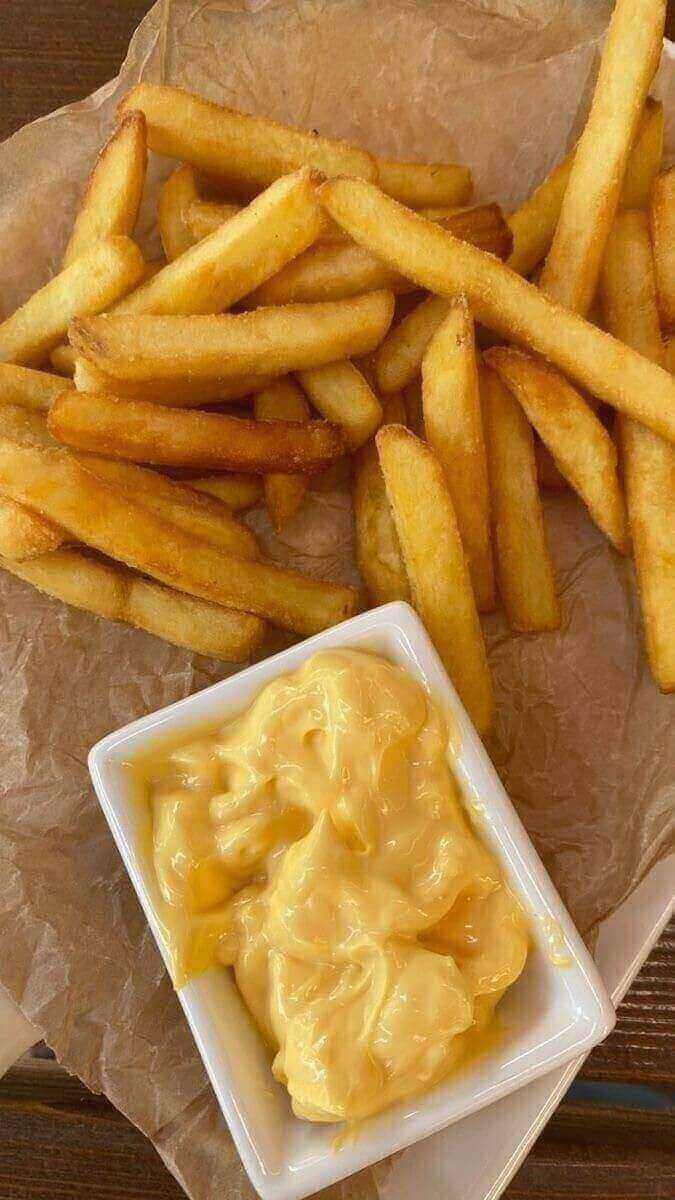 Картофель Фри с Сырным соусом