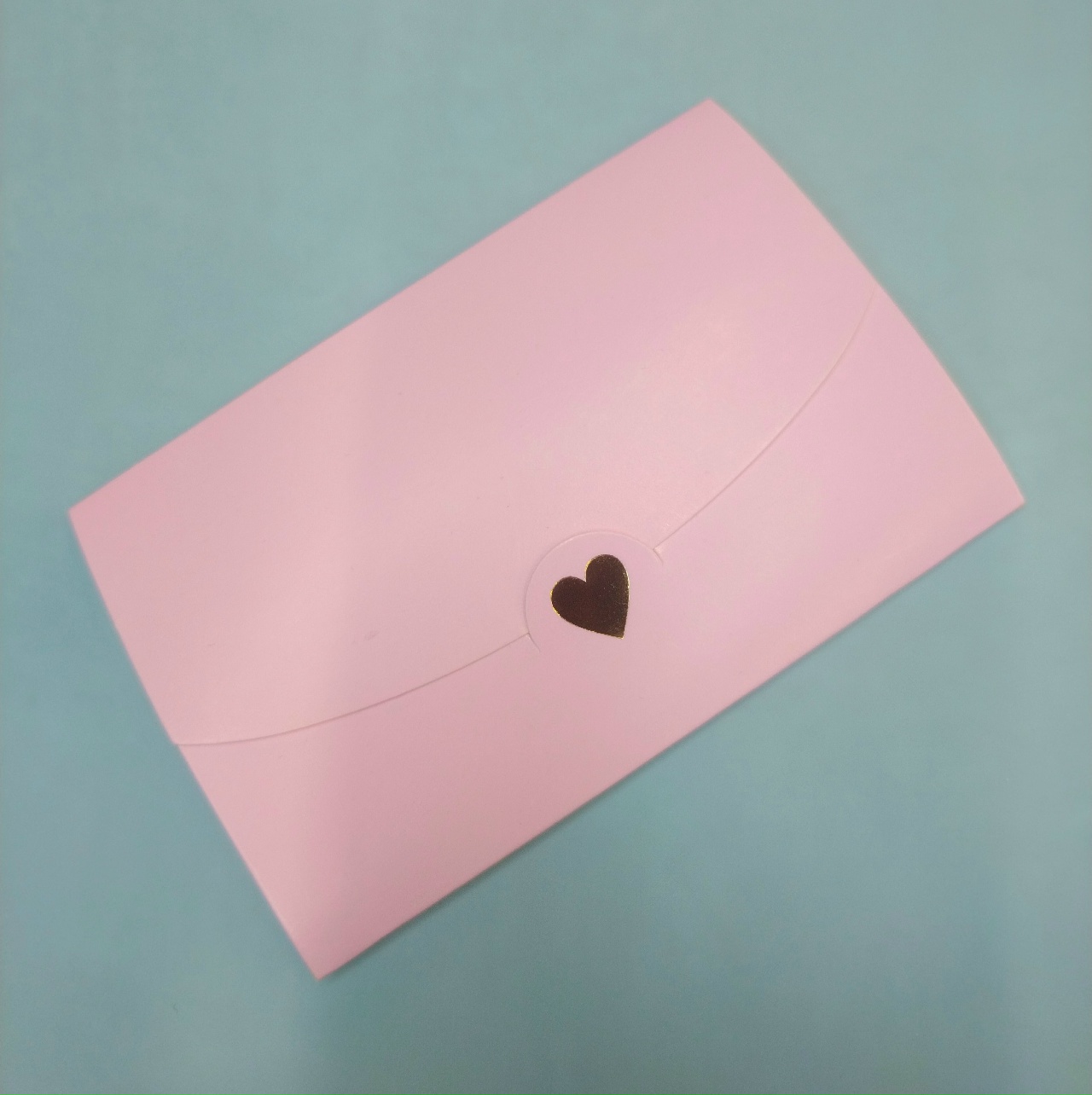 Маленький стильный конвертик