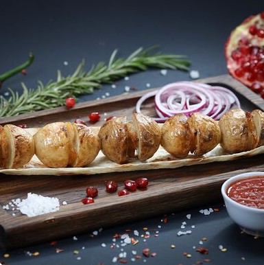 Картошка с курдюком на мангале
