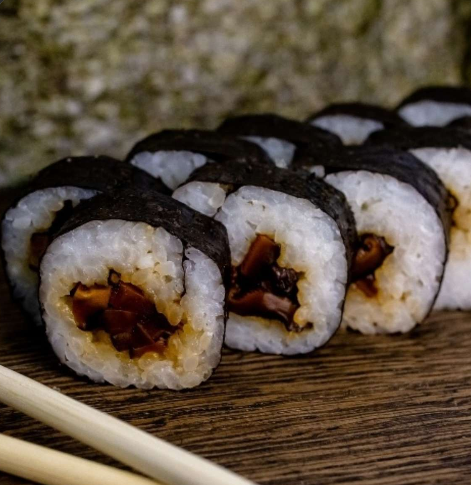 Ролл с шиитаке