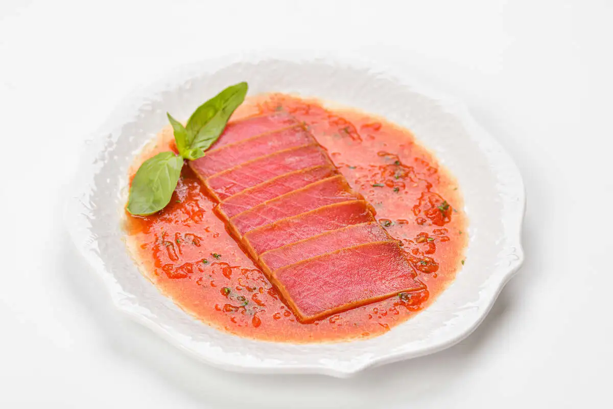 Татаки из тунца