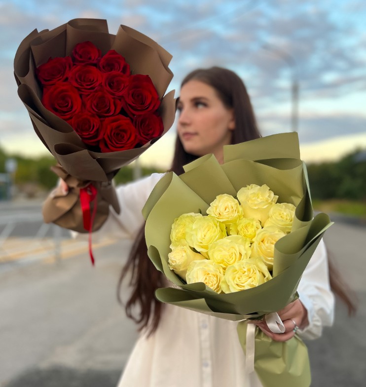 Стильные букеты из 11 роз