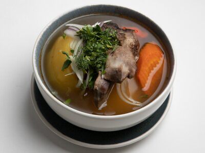 Шурпа с говядиной и нутом