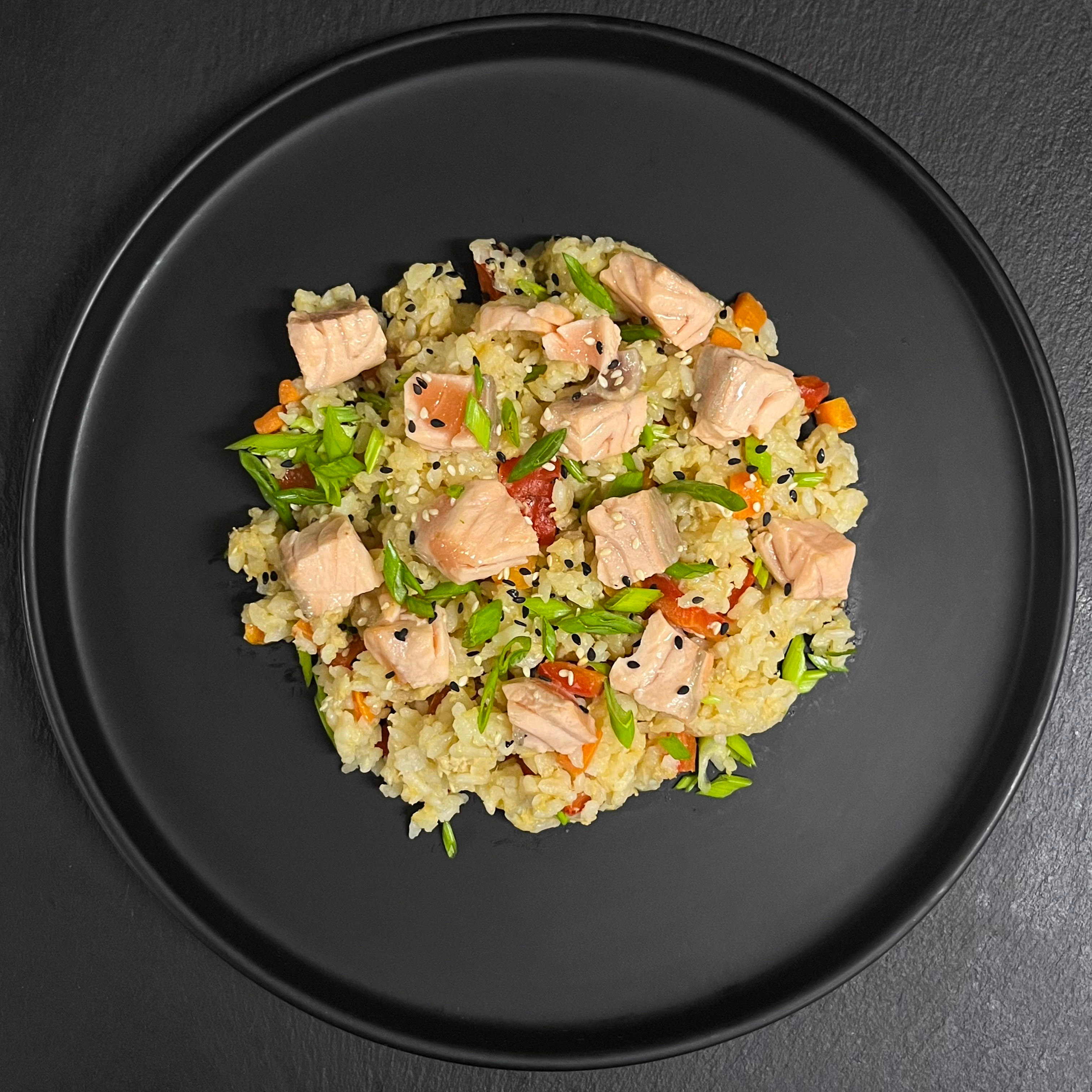 Тяхан с лососем