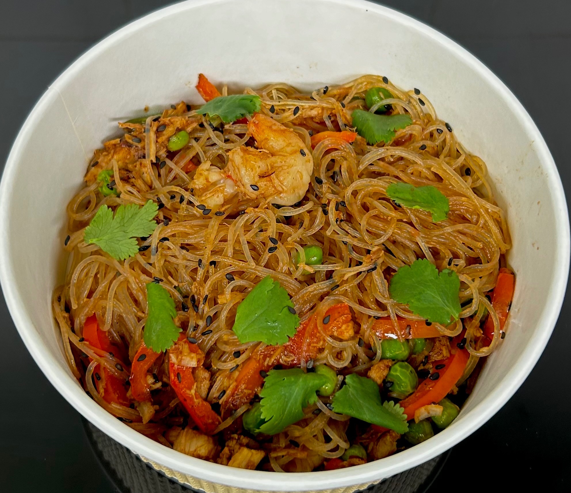 Фунчоза с курицей и креветками