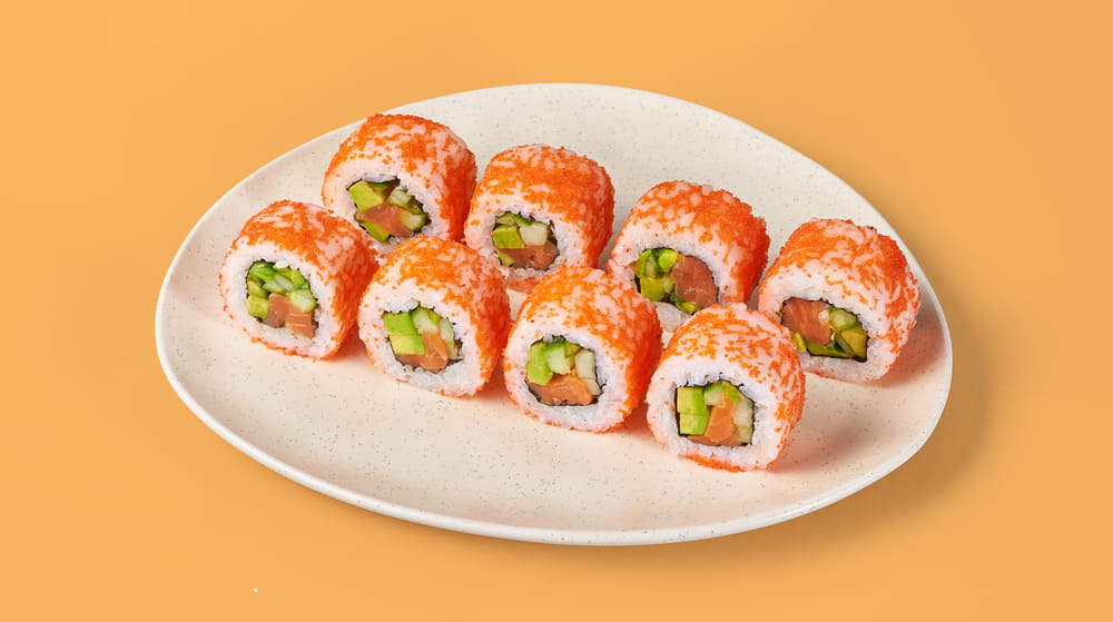 Ролл Калифорния с лососем