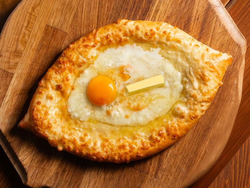 Хачапури по-аджарски