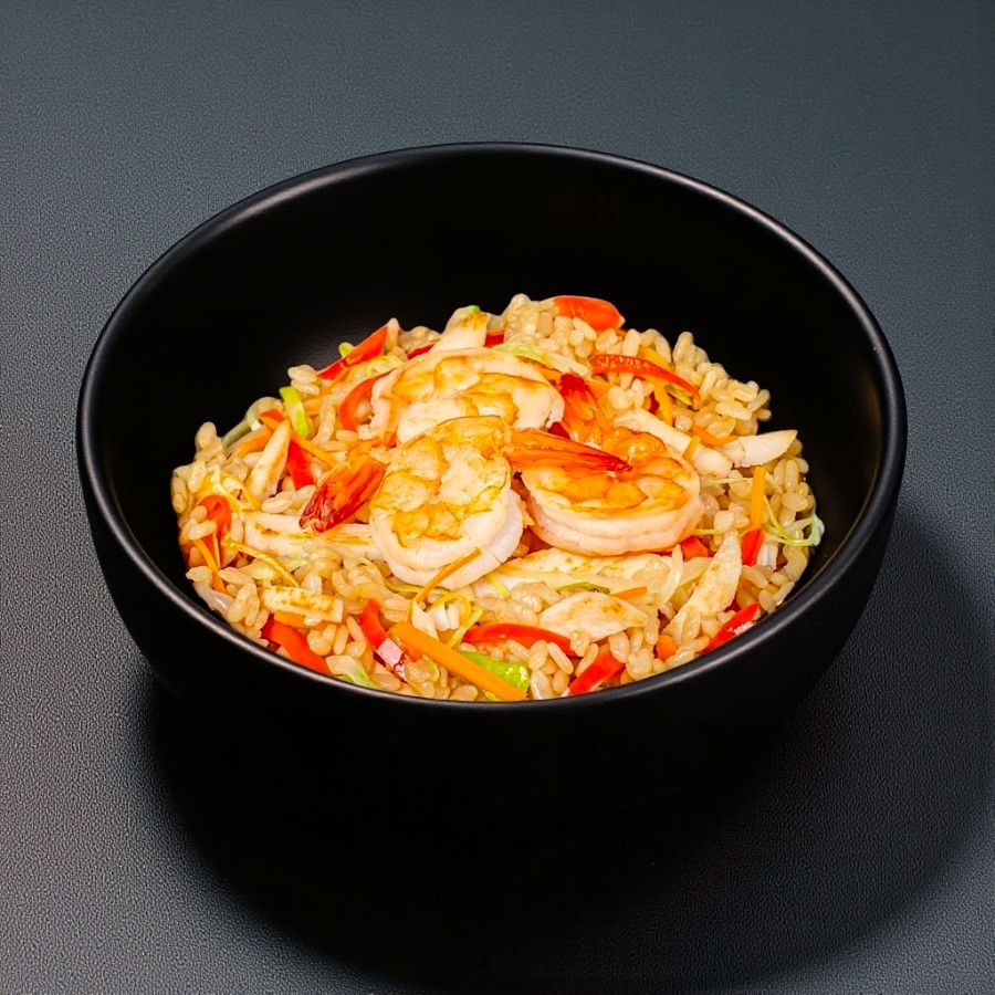 Жареный Рис с Морепродуктами и Овощами