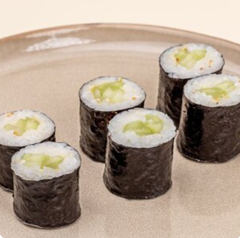 Мини-ролл с огурцом