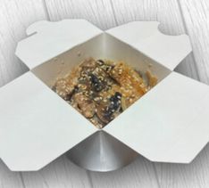 Wok курица и грибы в сливочном соусе