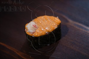 Гункан острый с крабом