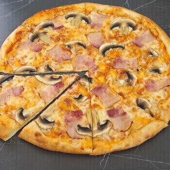 С беконом и грибами