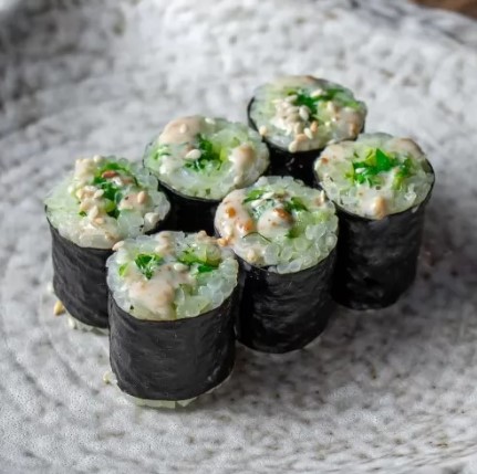 Ролл "Маки с чукой"