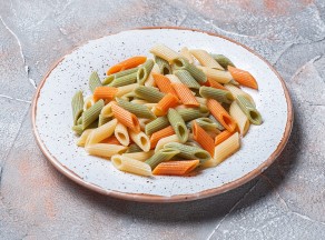 Макароны радужные