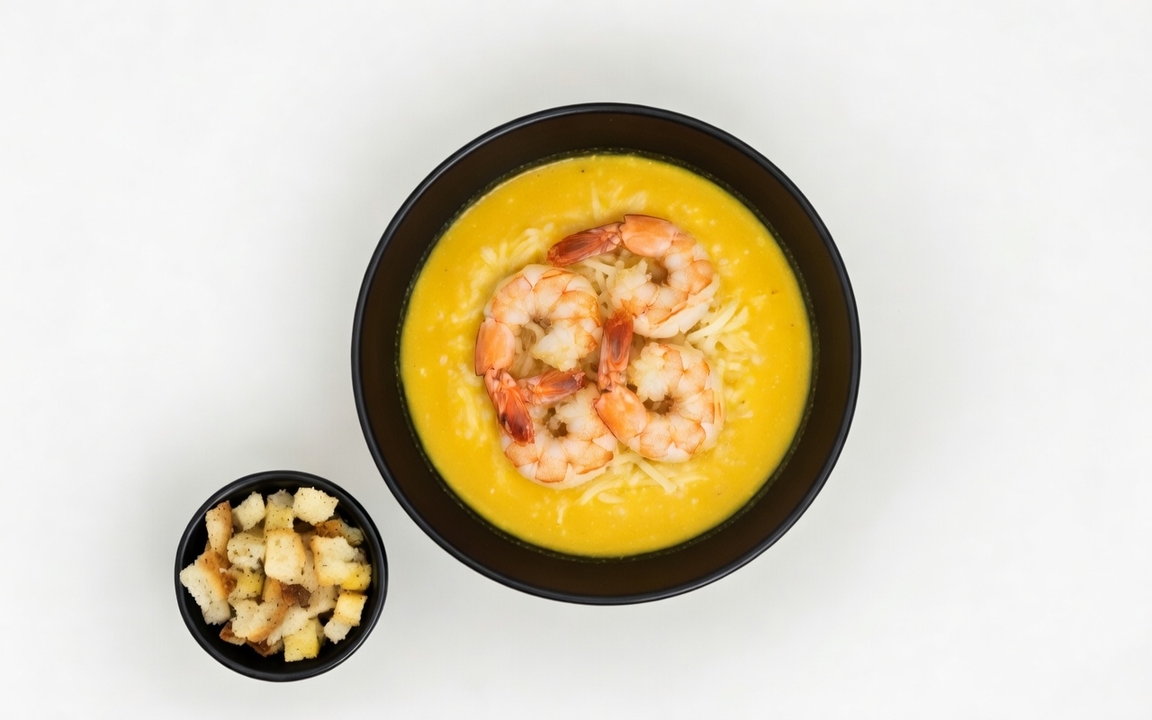 Сырный крем-суп с креветками