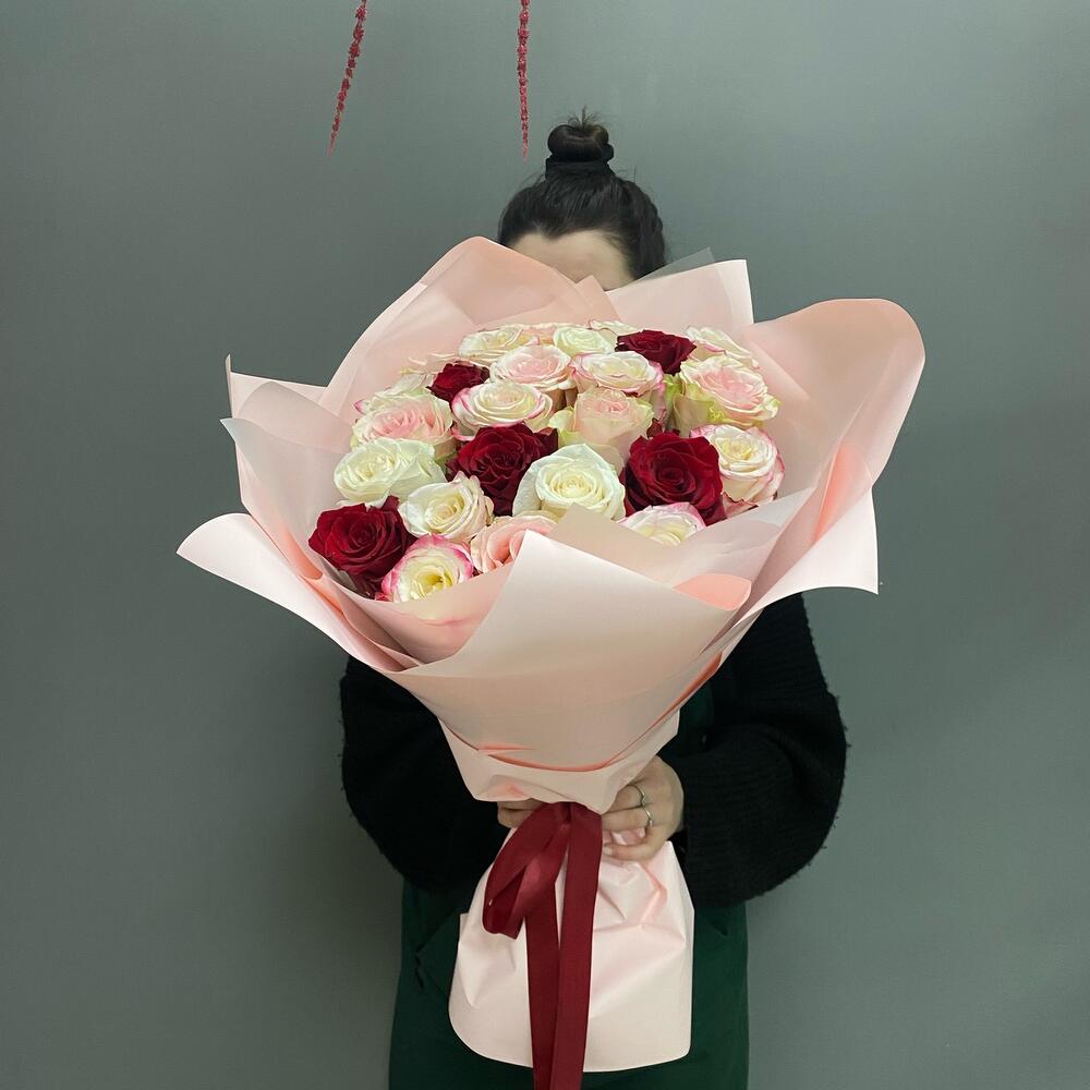 Нежный микс роз 25 шт