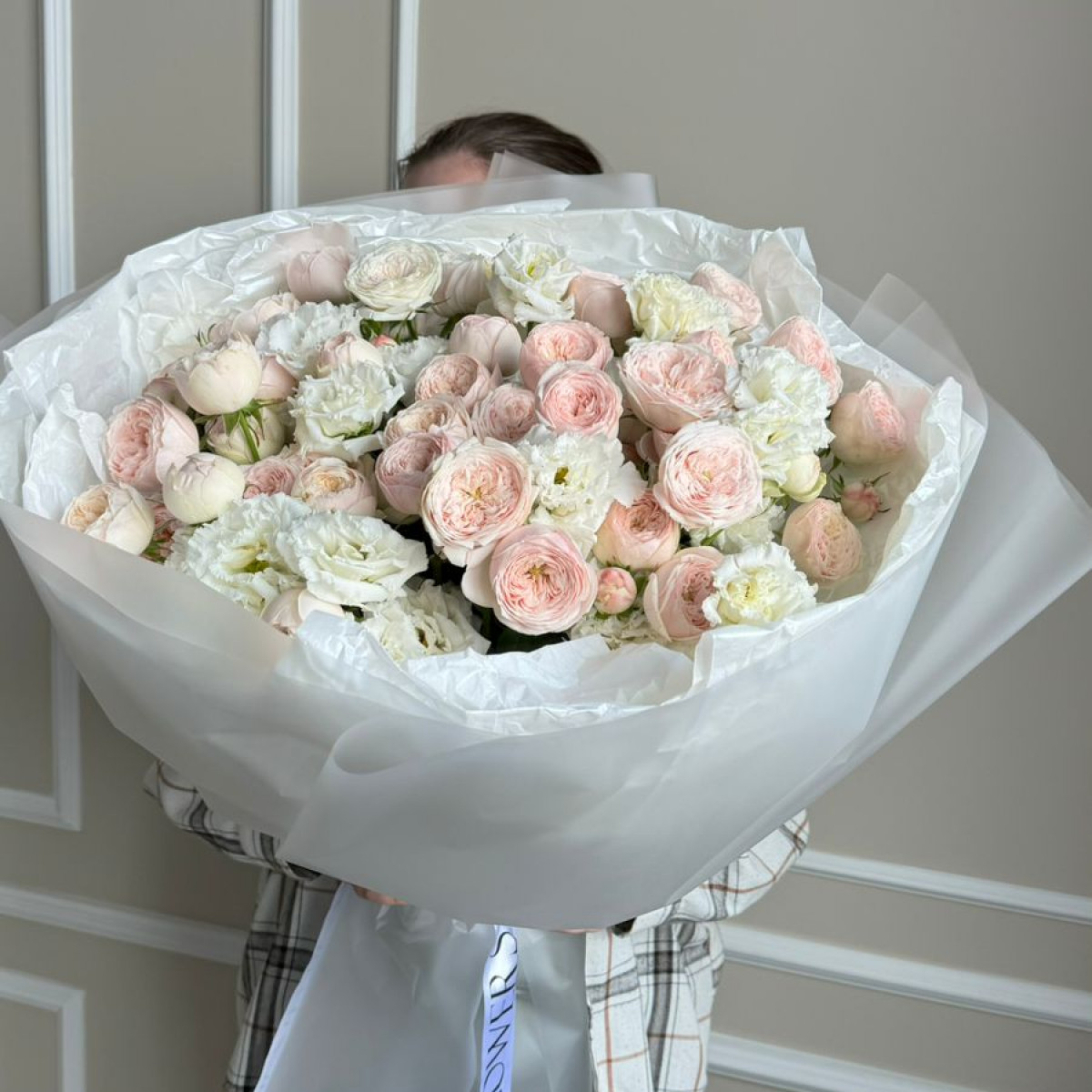 Авторский букет (предзаказ) 684