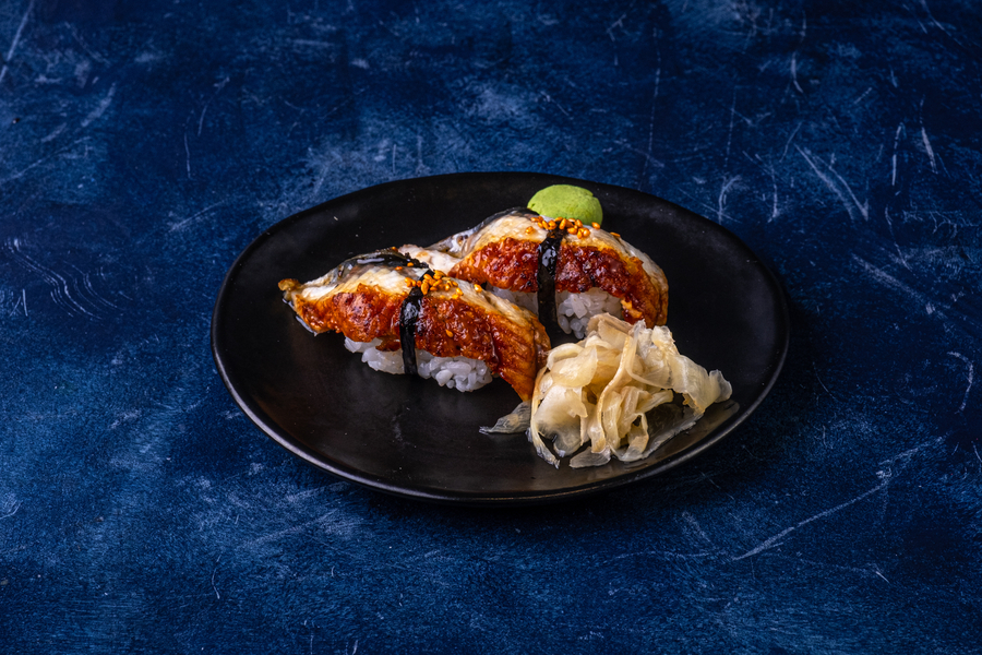 Суши с угрем