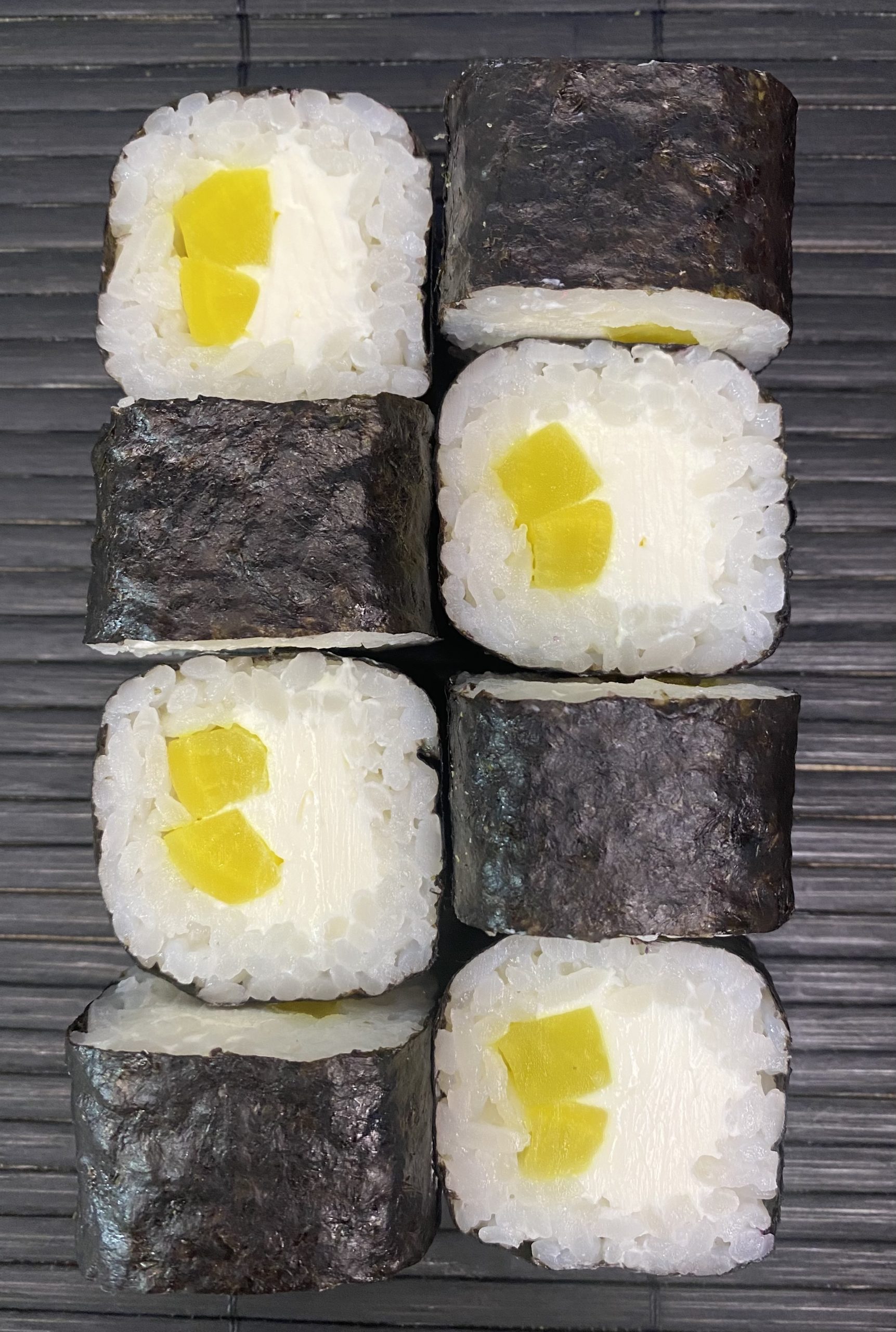 Маки сливочные с дайконом