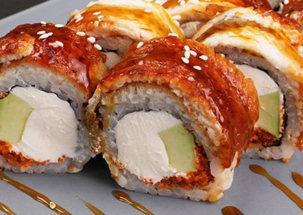 Сливочный ролл с угрем  4 кус.