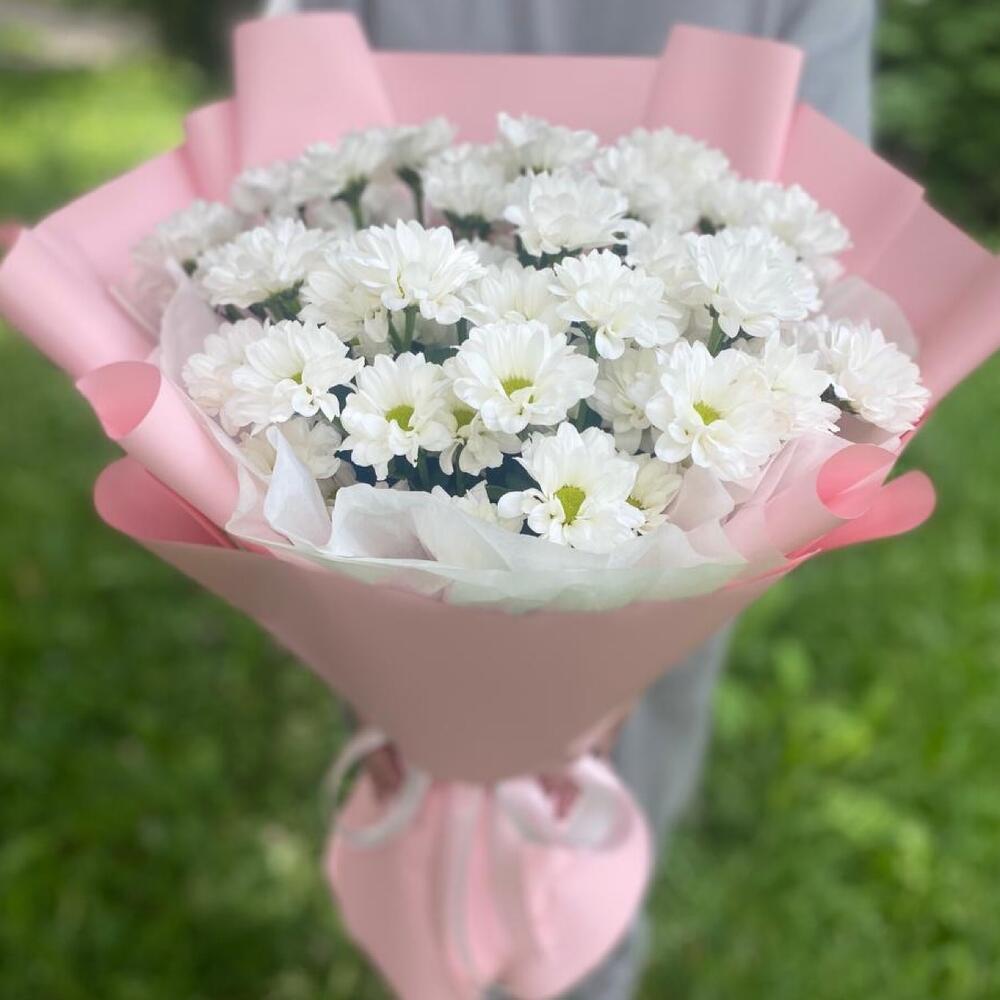 Букет из ромашковых хризантем