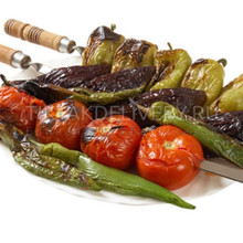 Шашлык из баклажана, перца и помидора