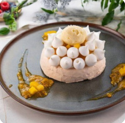 Анна Павлова с манго и маракуйей