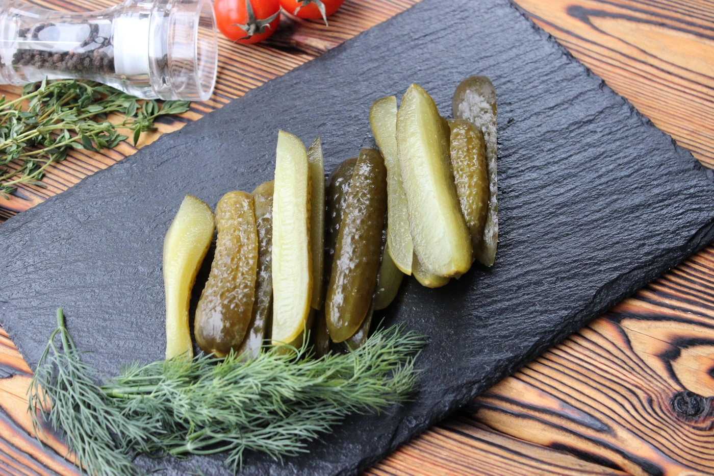 Огурцы бочковые