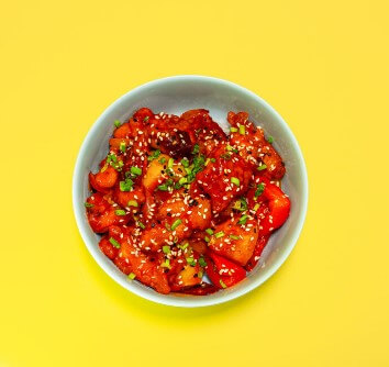 Курица с ананасами