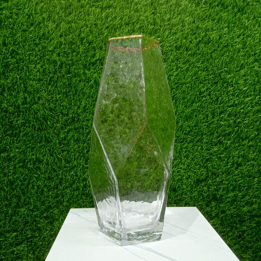 Высокая ваза для цветов