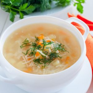 Куриный суп с лапшой