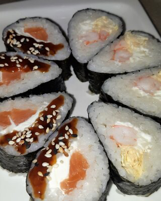 БигФуд ролл с лососем унаги и креветкой