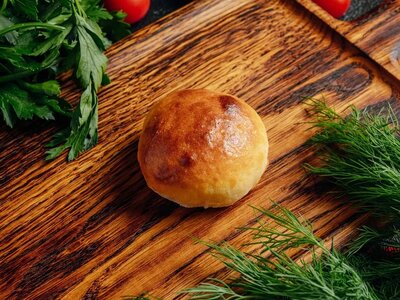 Пирожок с картофелем и луком