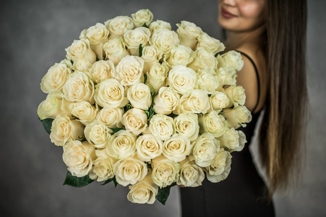 51 белая роза