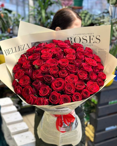 Букет из красных роз