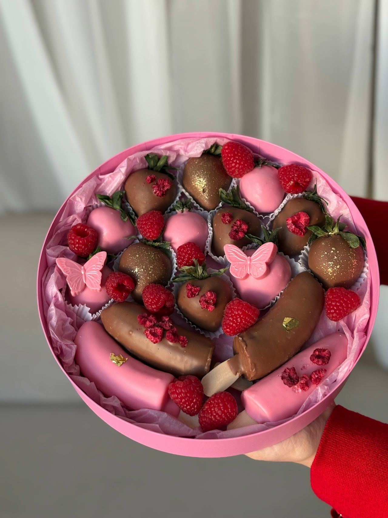 Шкатулка Ассорти клубника + бананы в шоколаде