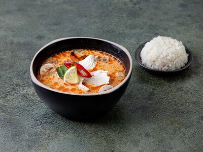 Том ям с курицей by Pho Ma