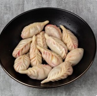 Вареники с клубникой