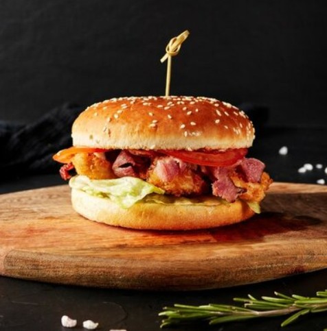 С наггетсами и беконом