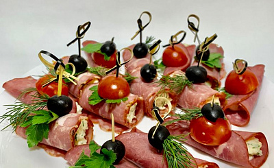 Мясные рулетики 16 шт