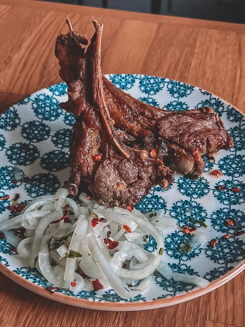 Шашлык из бараньих ребрышек