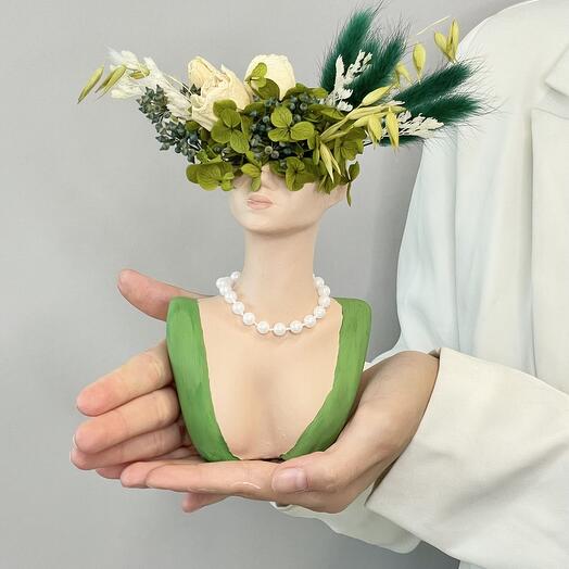 «Незнакомка» композиция с сухоцветами