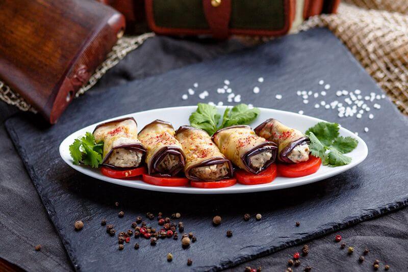 Баклажаны фаршированные с орехами