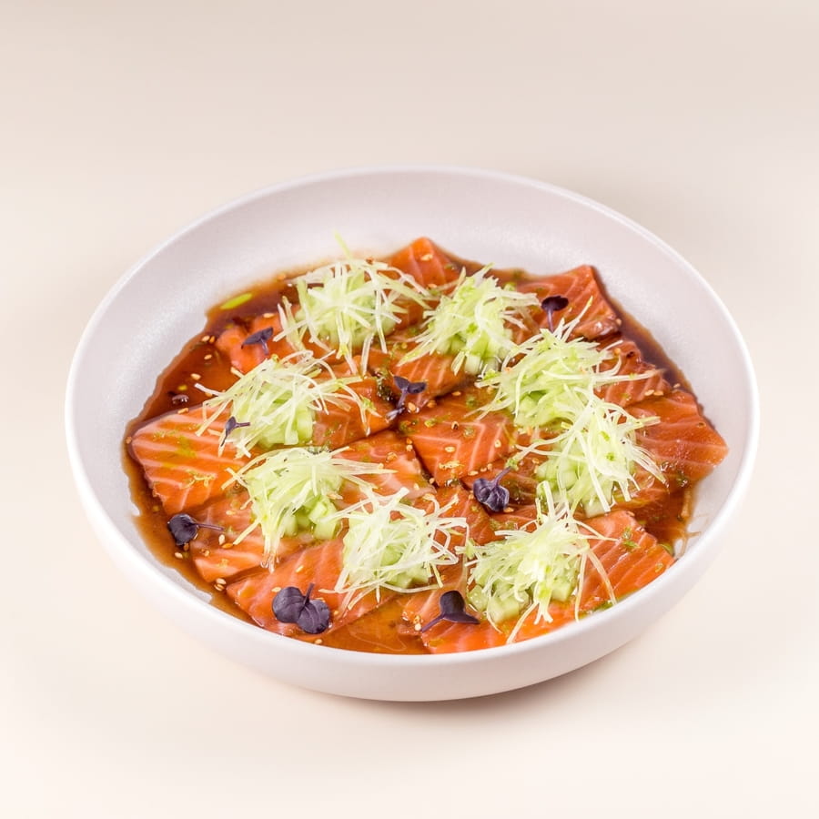 Сашими лосось в соусе понзу