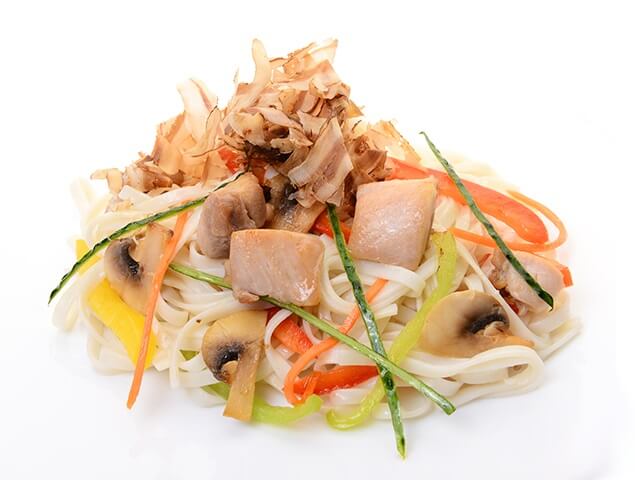 Пшеничная лапша с курицей