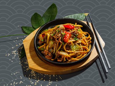 Удон с говядиной