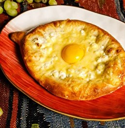Хачапури по-аджарски